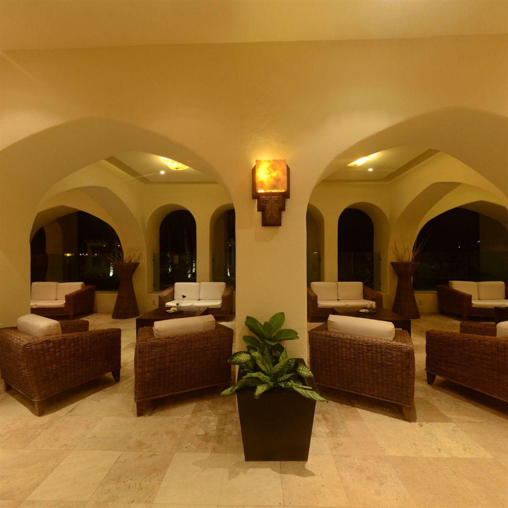 Camino Real Manzanillo Hotel Екстериор снимка