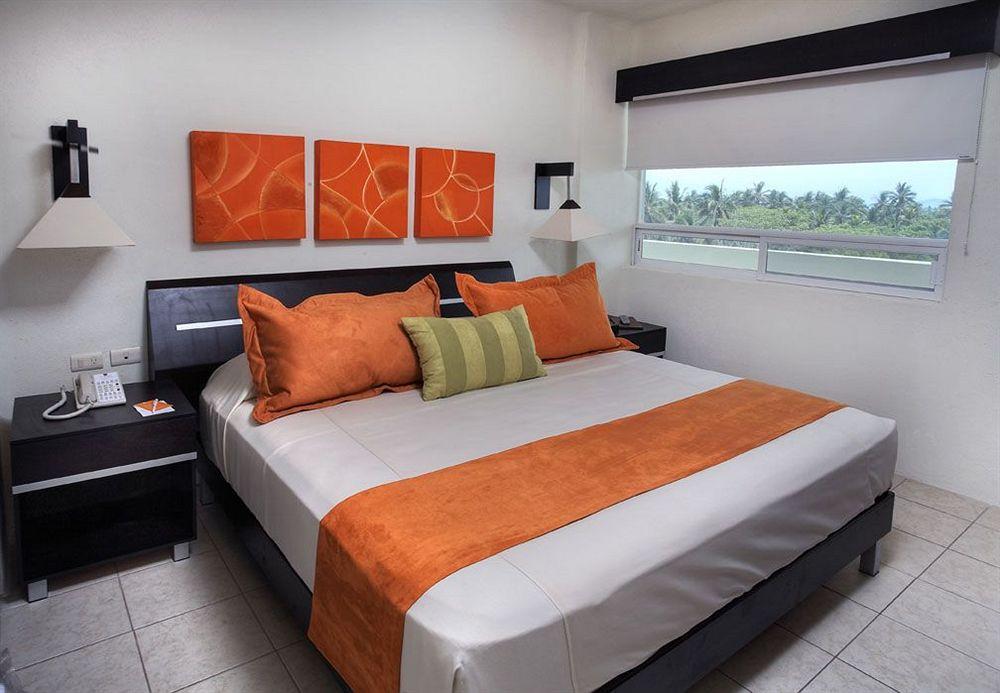 Camino Real Manzanillo Hotel Стая снимка