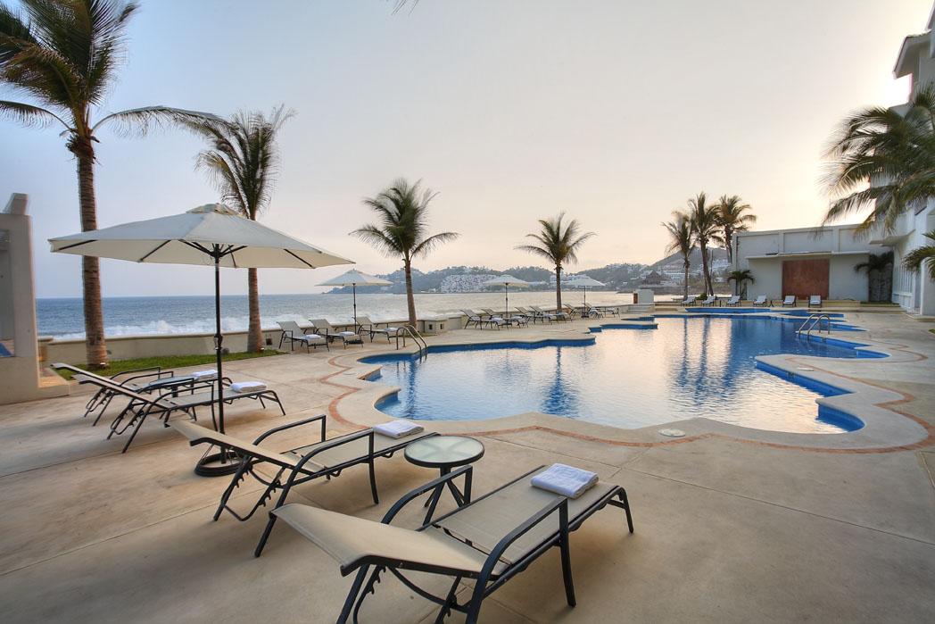 Camino Real Manzanillo Hotel Екстериор снимка