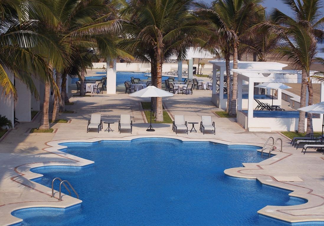 Camino Real Manzanillo Hotel Екстериор снимка