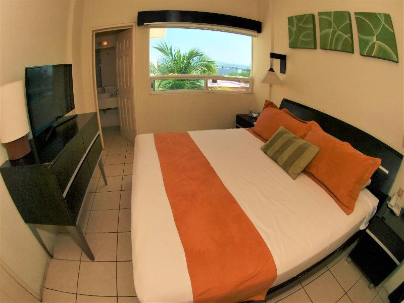 Camino Real Manzanillo Hotel Екстериор снимка