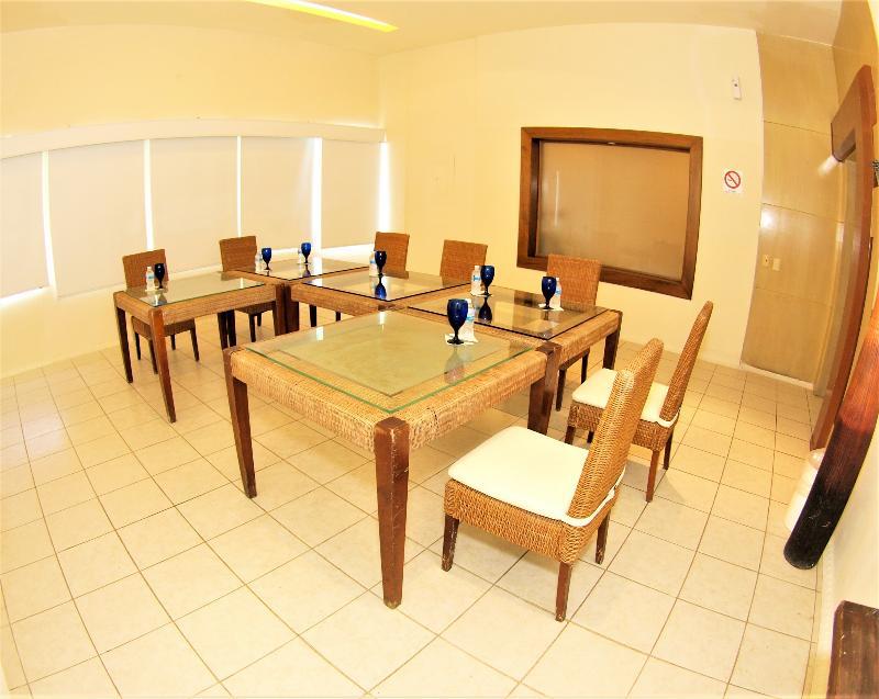 Camino Real Manzanillo Hotel Екстериор снимка