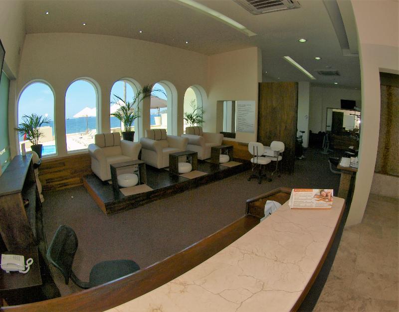 Camino Real Manzanillo Hotel Екстериор снимка