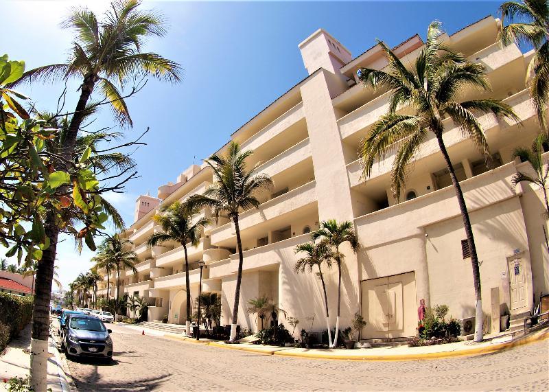 Camino Real Manzanillo Hotel Екстериор снимка