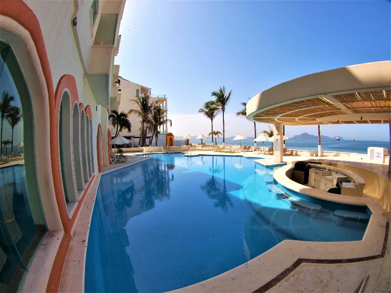 Camino Real Manzanillo Hotel Екстериор снимка